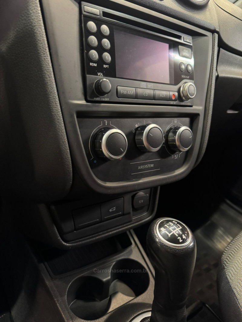 VOYAGE 1.0 MI 8V FLEX 4P MANUAL - 2010 - CAXIAS DO SUL
