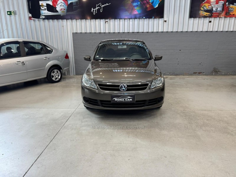 VOYAGE 1.0 MI 8V FLEX 4P MANUAL - 2010 - CAXIAS DO SUL