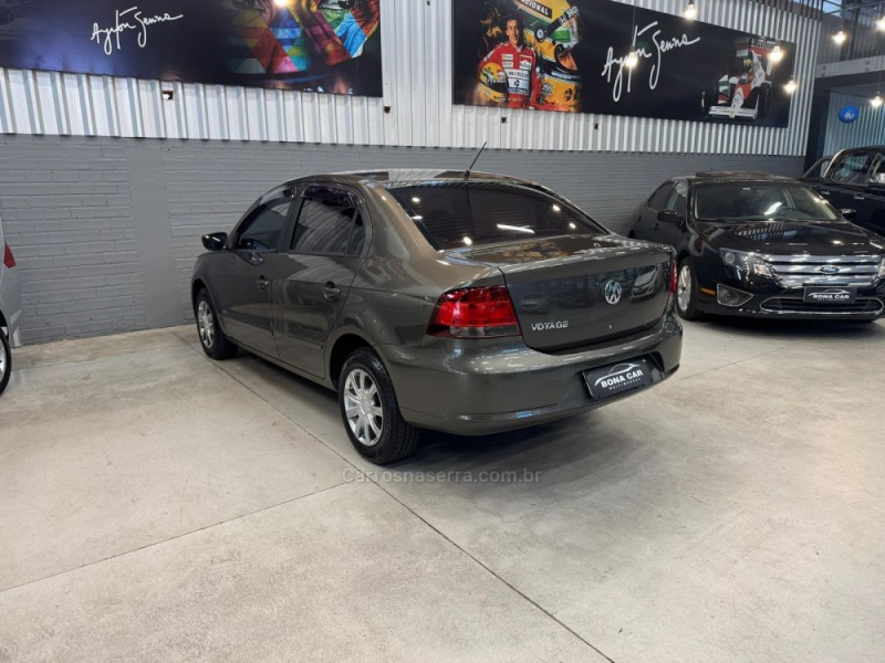 VOYAGE 1.0 MI 8V FLEX 4P MANUAL - 2010 - CAXIAS DO SUL