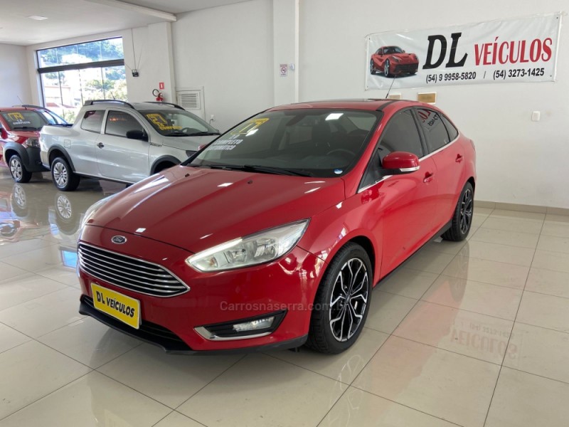 FOCUS 2.0 TITANIUM SEDAN 16V FLEX 4P AUTOMÁTICO - 2017 - NOVA BASSANO