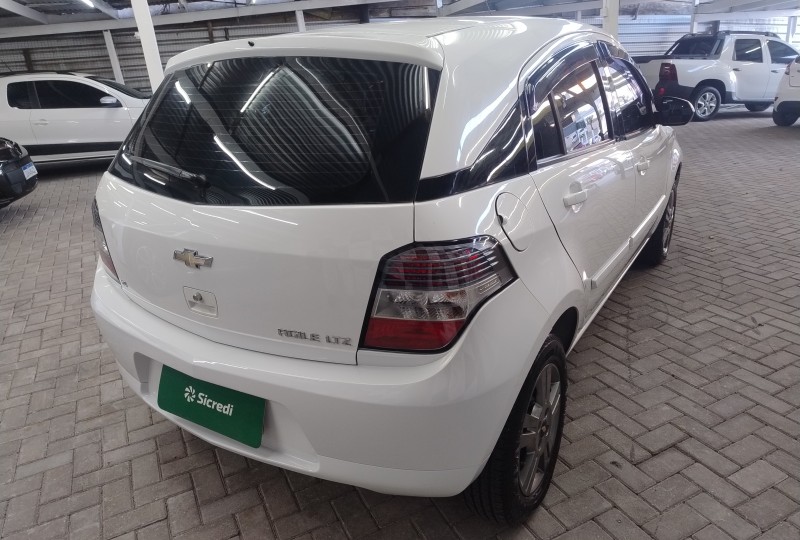 AGILE 1.4 MPFI LTZ 8V FLEX 4P MANUAL - 2013 - CAXIAS DO SUL