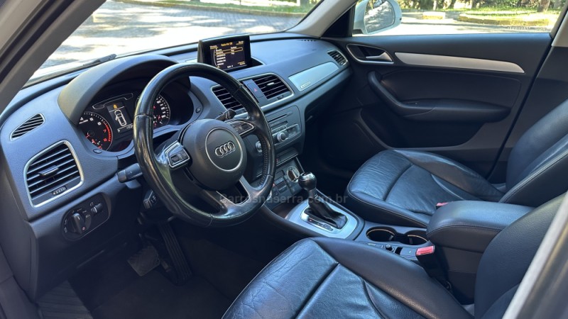 Q3 2.0 TFSI AMBIENTE QUATTRO 4P GASOLINA S TRONIC - 2015 - CAXIAS DO SUL