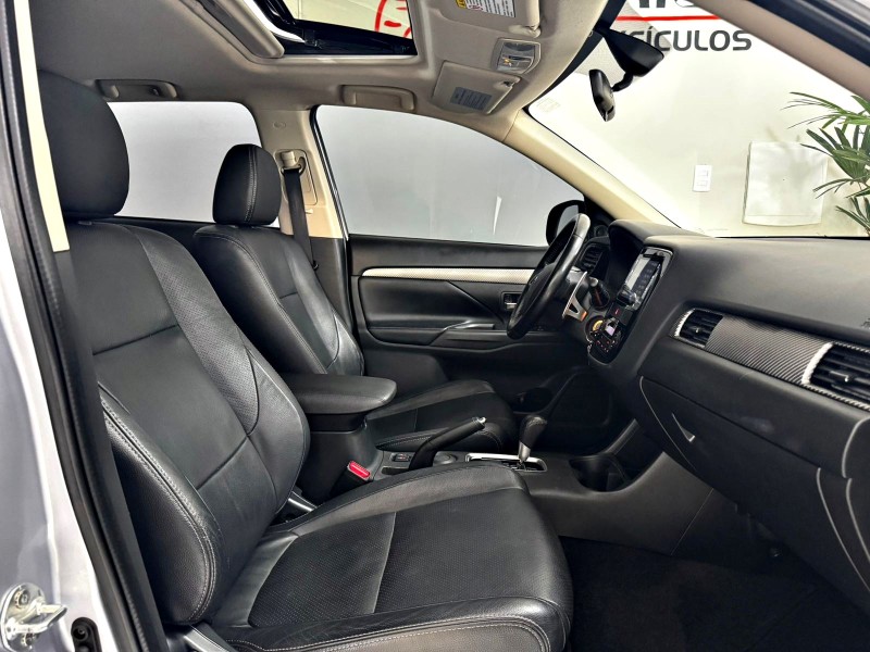 OUTLANDER 2.0 16V GASOLINA 4P AUTOMÁTICO - 2014 - CAXIAS DO SUL