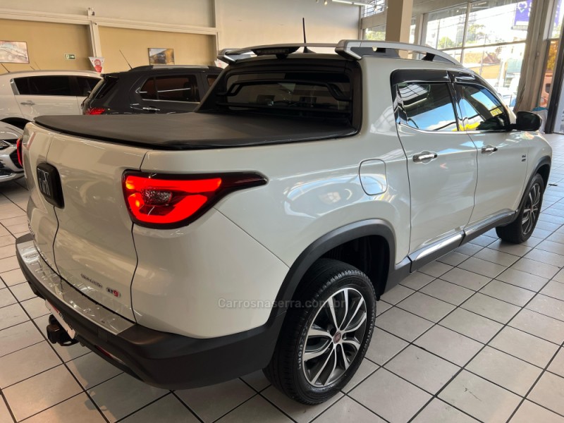 TORO 2.0 16V TURBO DIESEL VOLCANO 4WD AUTOMÁTICO - 2019 - CAXIAS DO SUL