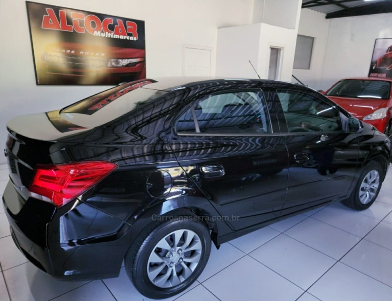 PRISMA 1.4 MPFI LT 8V FLEX 4P MANUAL - 2018 - CAMPO BOM