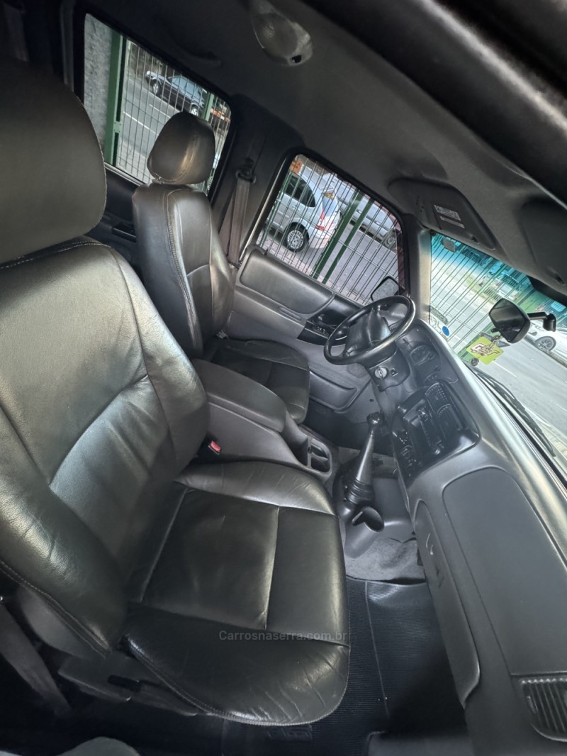RANGER 2.3 XLT 16V 4X2 CD GASOLINA 4P MANUAL - 2008 - CAXIAS DO SUL