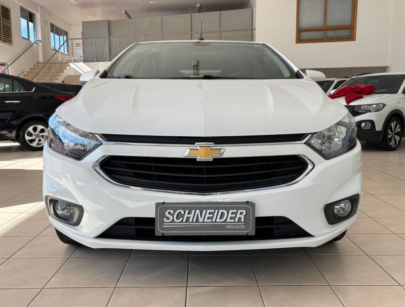 ONIX 1.4 MPFI LT 8V FLEX 4P MANUAL - 2019 - NOVA PETRóPOLIS