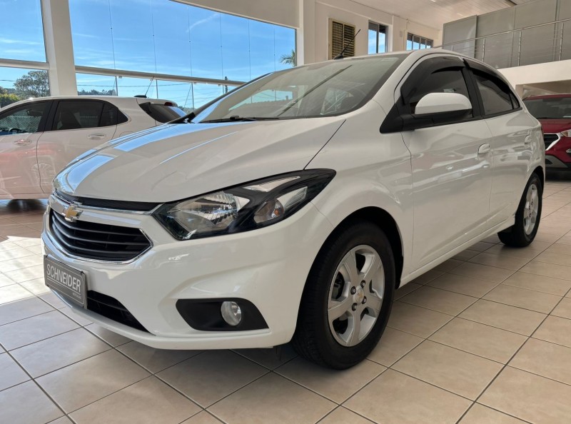ONIX 1.4 MPFI LT 8V FLEX 4P MANUAL - 2019 - NOVA PETRóPOLIS