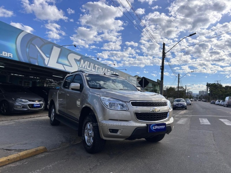 S10 2.4 LT 4X2 CD 8V FLEX 4P MANUAL - 2013 - VENâNCIO AIRES