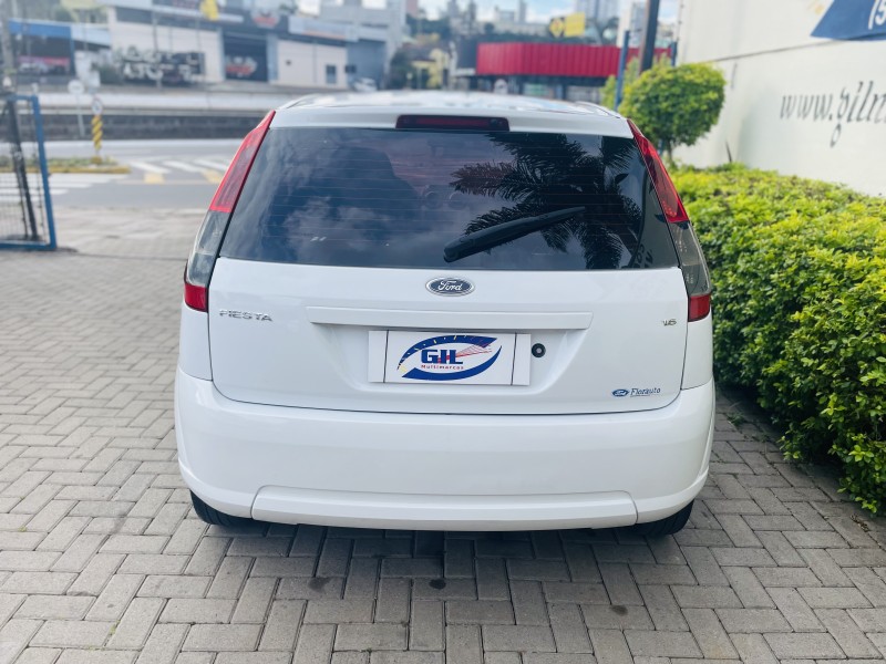 FIESTA 1.6 MPI HATCH 8V FLEX 4P MANUAL - 2013 - CAXIAS DO SUL
