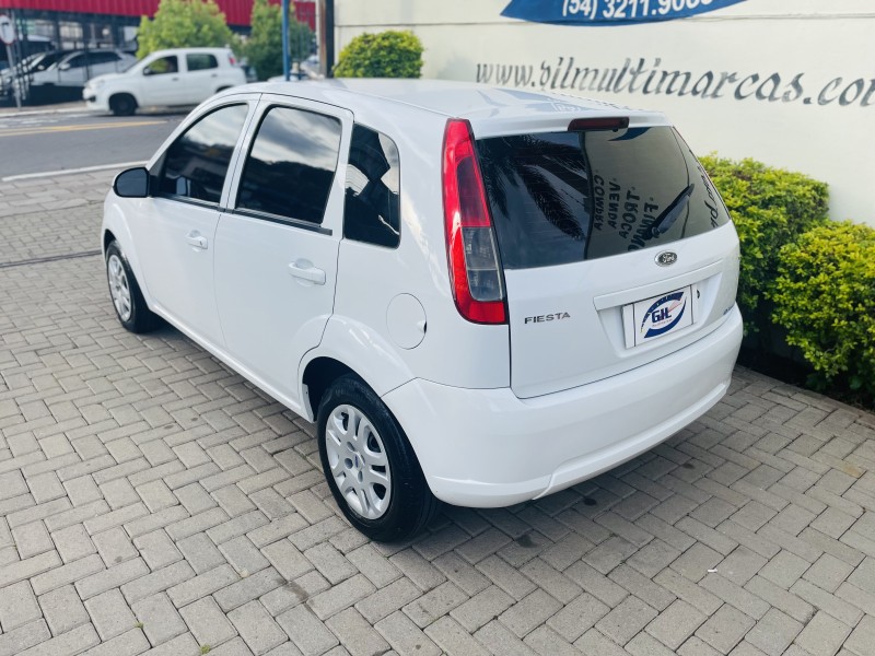 FIESTA 1.6 MPI HATCH 8V FLEX 4P MANUAL - 2013 - CAXIAS DO SUL