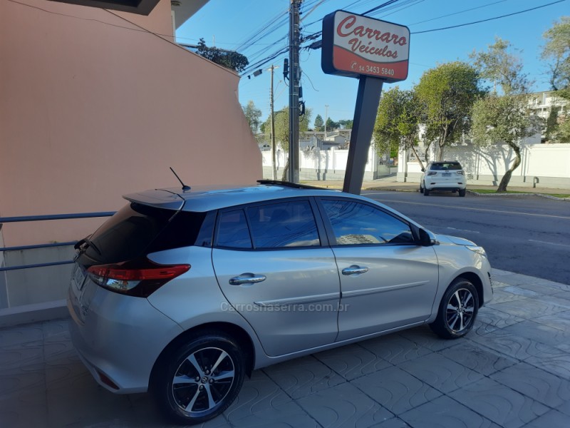 YARIS 1.5 16V FLEX XLS MULTIDRIVE26