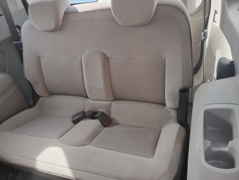 SPIN 1.8 LTZ 8V FLEX 4P MANUAL - 2013 - SAPIRANGA