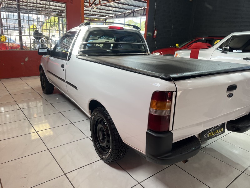 COURIER 1.6 L 8V FLEX MANUAL - 2004 - CAXIAS DO SUL