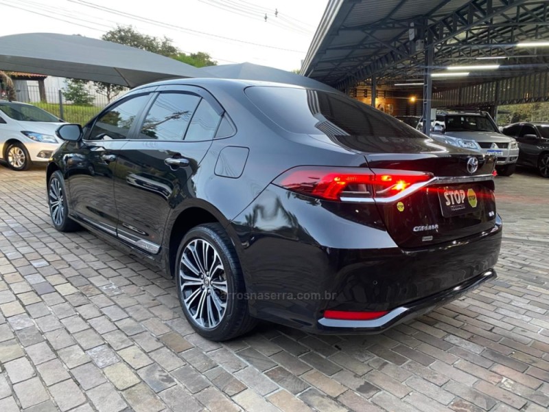 COROLLA 2.0 XEI 16V FLEX 4P AUTOMÁTICO - 2023 - DOIS IRMãOS