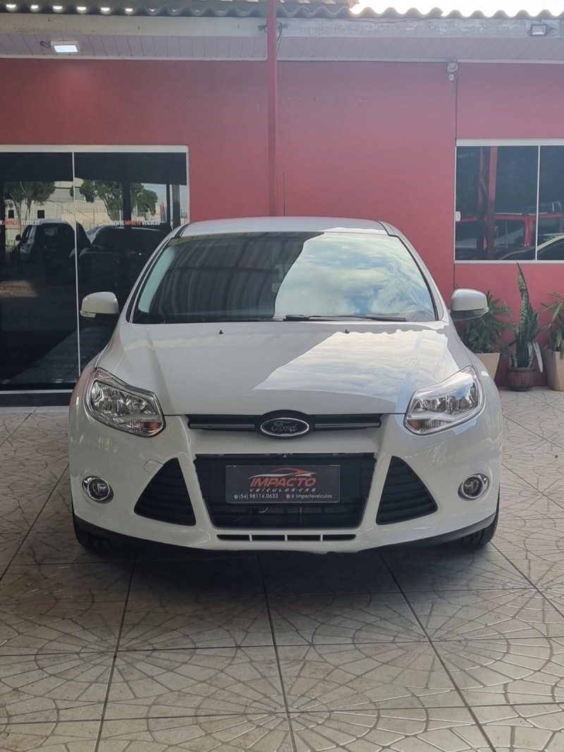 FOCUS 1.6 SE HATCH 16V FLEX 4P AUTOMÁTICO - 2015 - CAXIAS DO SUL