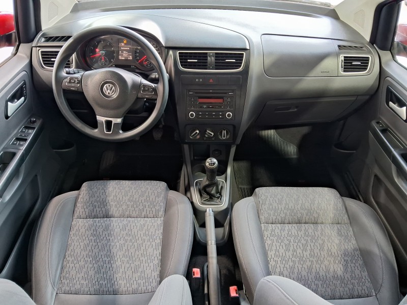 FOX 1.6 MI 8V FLEX 4P MANUAL - 2013 - SãO SEBASTIãO DO CAí