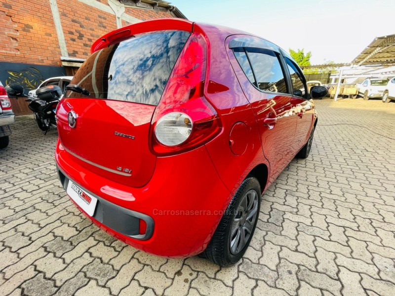 PALIO 1.6 MPI ESSENCE 16V FLEX 4P AUTOMATIZADO - 2015 - CAMPO BOM