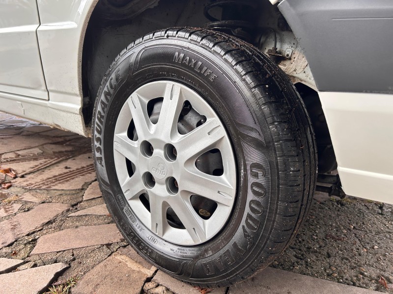 UNO 1.0 MPI MILLE FIRE ECONOMY 8V FLEX 4P MANUAL - 2012 - TRêS COROAS