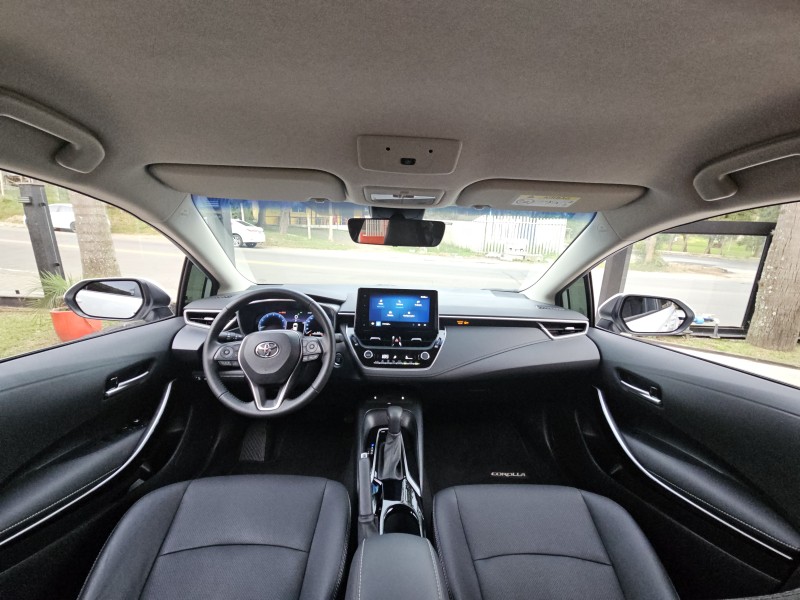COROLLA 2.0 XEI 16V FLEX 4P AUTOMÁTICO - 2024 - CAXIAS DO SUL