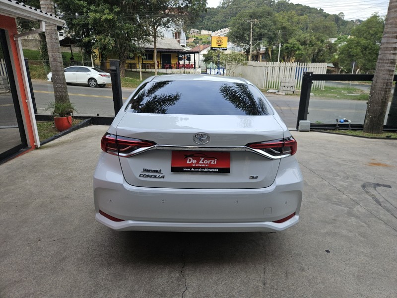 COROLLA 2.0 XEI 16V FLEX 4P AUTOMÁTICO - 2024 - CAXIAS DO SUL