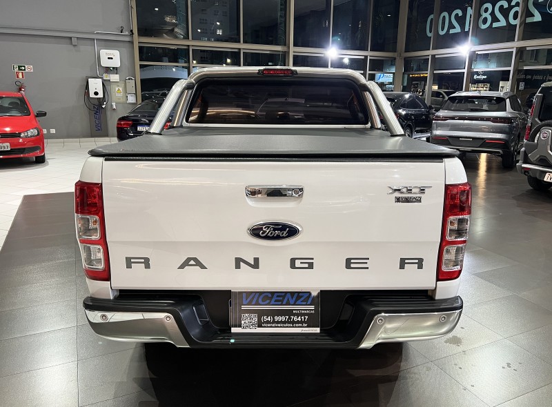 RANGER 3.2 XLT 4X4 CD 20V DIESEL 4P AUTOMÁTICO - 2014 - FARROUPILHA