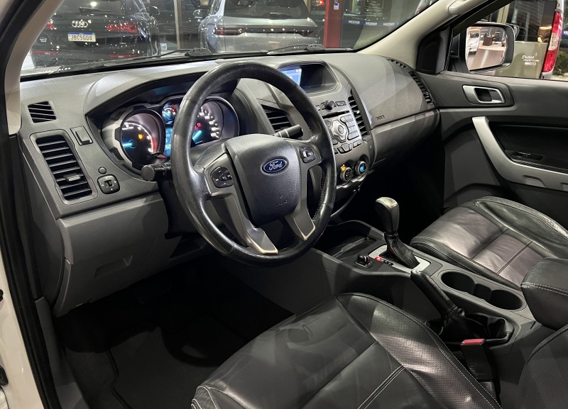 RANGER 3.2 XLT 4X4 CD 20V DIESEL 4P AUTOMÁTICO - 2014 - FARROUPILHA