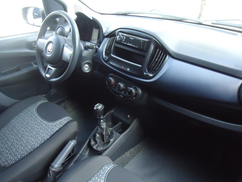 UNO 1.0 EVO ATTRACTIVE 8V FLEX 4P MANUAL - 2021 - CAXIAS DO SUL