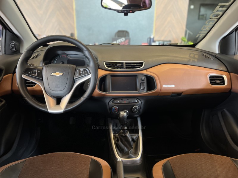 ONIX 1.4 MPFI ACTIV 8V FLEX 4P MANUAL - 2017 - CAMPO BOM