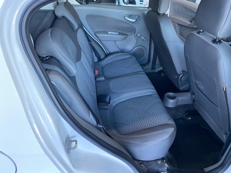 PALIO 1.0 MPI ATTRACTIVE 8V FLEX 4P MANUAL - 2015 - CAXIAS DO SUL