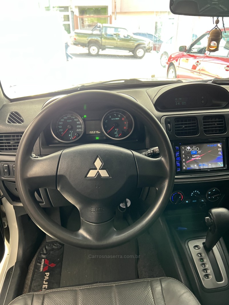 PAJERO TR4 2.0 4X4 16V 140CV FLEX 4P AUTOMÁTICO - 2013 - CAXIAS DO SUL