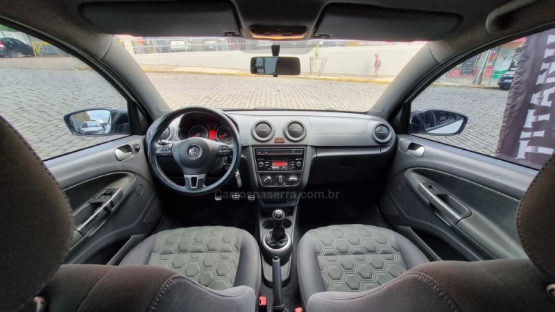 VOYAGE 1.0 MI SELEÇÃO 8V FLEX 4P MANUAL - 2015 - SãO FRANCISCO DE PAULA