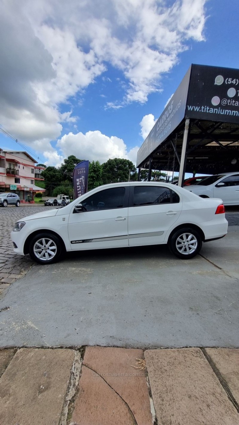 VOYAGE 1.0 MI SELEÇÃO 8V FLEX 4P MANUAL - 2015 - SãO FRANCISCO DE PAULA