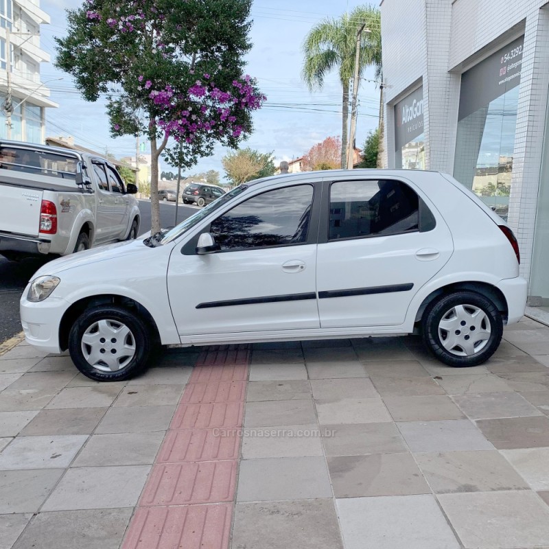 CELTA 1.0 MPFI LT 8V FLEX 4P MANUAL - 2014 - FLORES DA CUNHA
