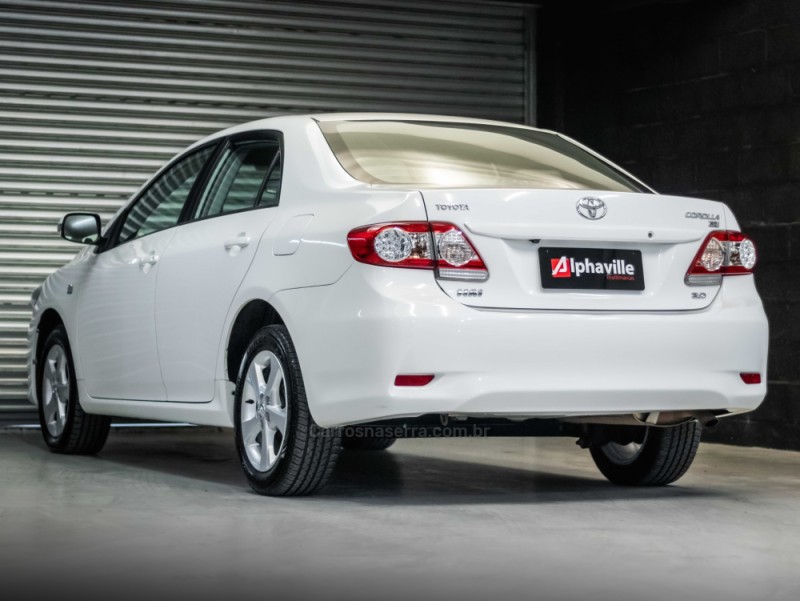 COROLLA 2.0 XEI 16V FLEX 4P AUTOMÁTICO - 2014 - CAXIAS DO SUL