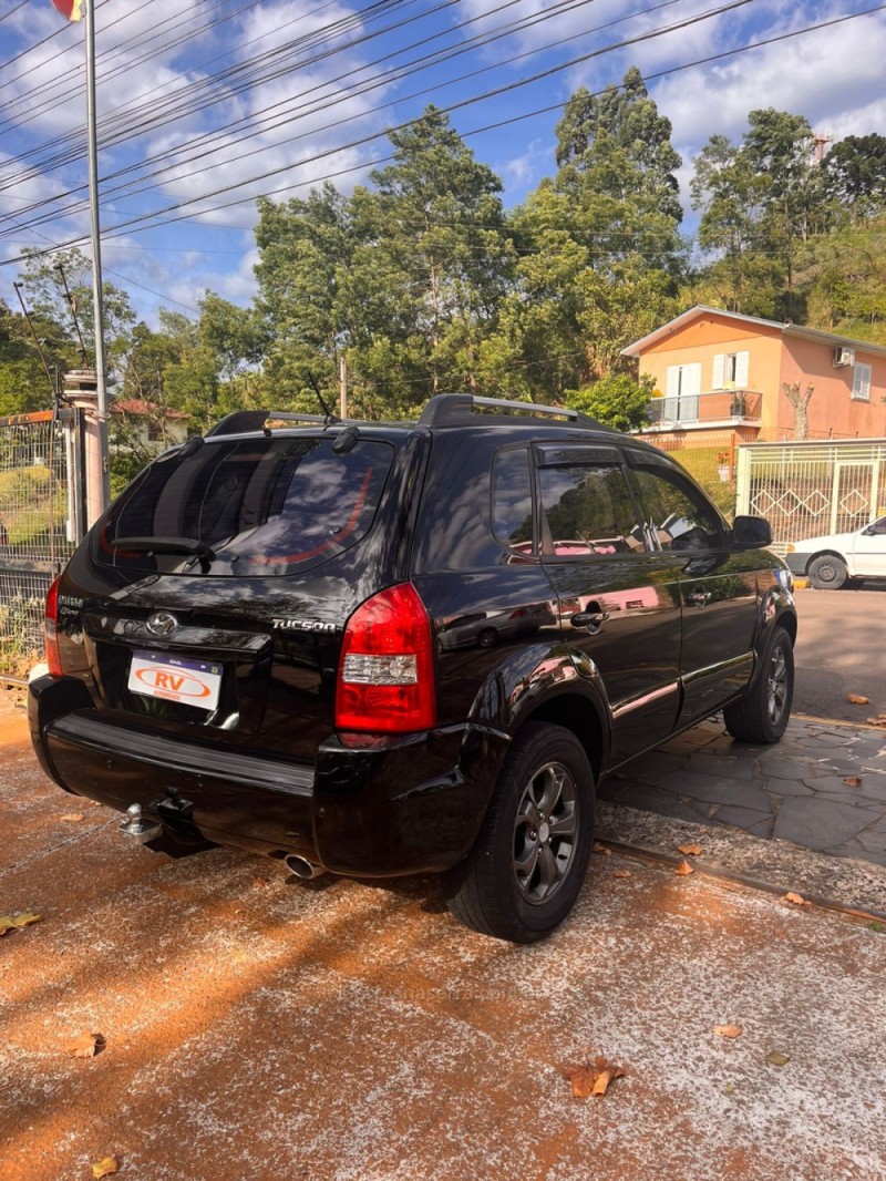TUCSON 2.0 MPFI GL 16V 142CV 2WD GASOLINA 4P AUTOMÁTICO - 2010 - CARLOS BARBOSA