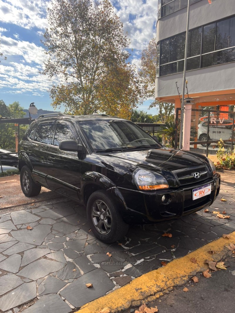 TUCSON 2.0 MPFI GL 16V 142CV 2WD GASOLINA 4P AUTOMÁTICO - 2010 - CARLOS BARBOSA