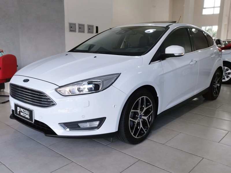 FOCUS 2.0 TITANIUM PLUS HATCH 16V FLEX 4P AUTO - 2016 - CAXIAS DO SUL