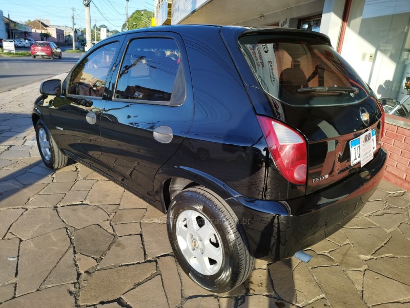 CELTA 1.0 MPFI VHC SPIRIT 8V GASOLINA 4P MANUAL - 2011 - NOVO HAMBURGO