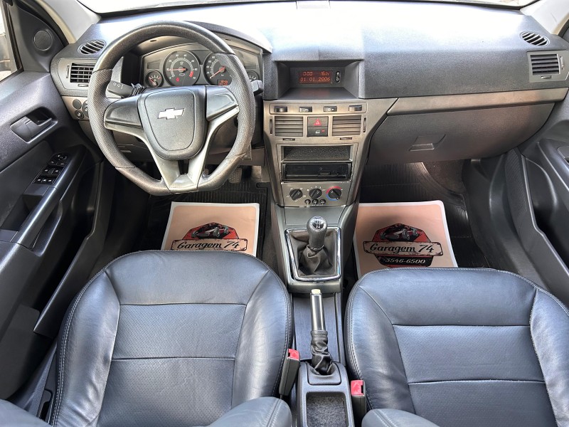 VECTRA 2.0 MPFI EXPRESSION 8V 140CV FLEX 4P MANUAL - 2008 - TRêS COROAS