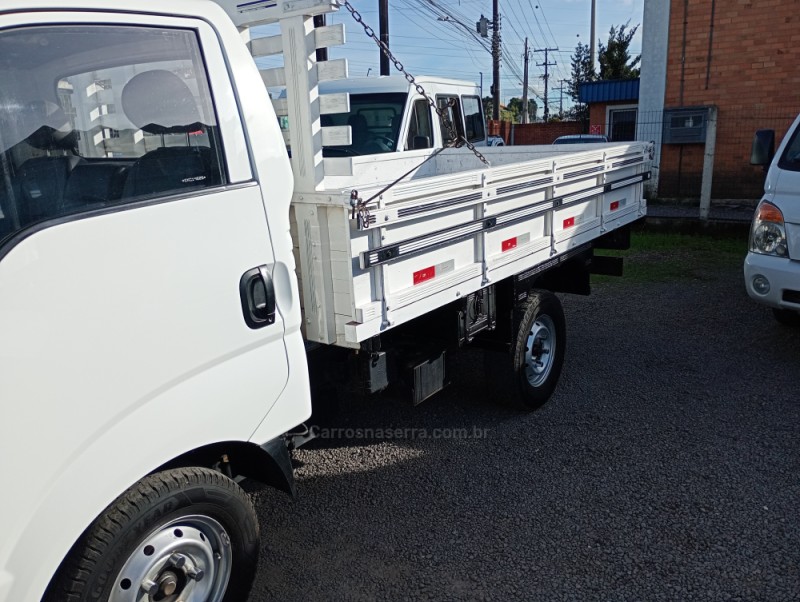 BONGO 2.5 K-2500 4X2 CS TURBO DIESEL 2P MANUAL - 2014 - FARROUPILHA