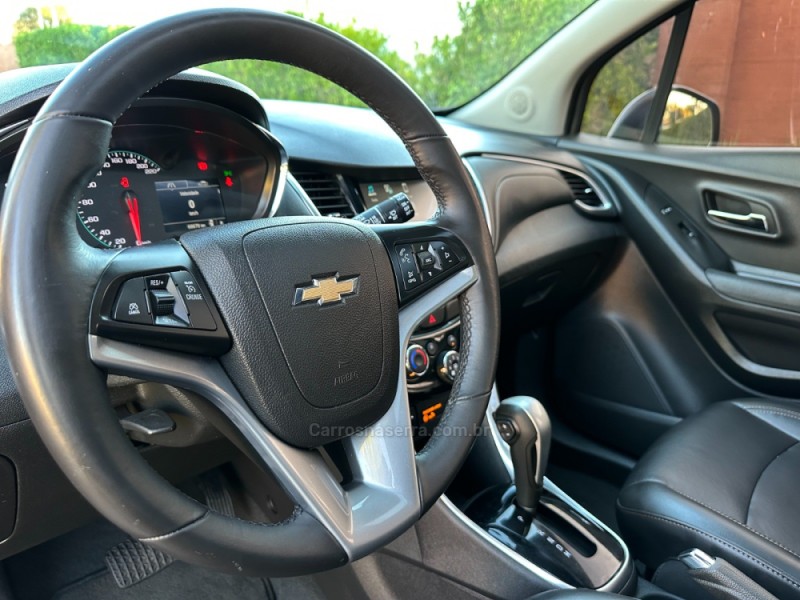TRACKER 1.4 16V TURBO FLEX LTZ AUTOMÁTICO - 2017 - SãO LEOPOLDO