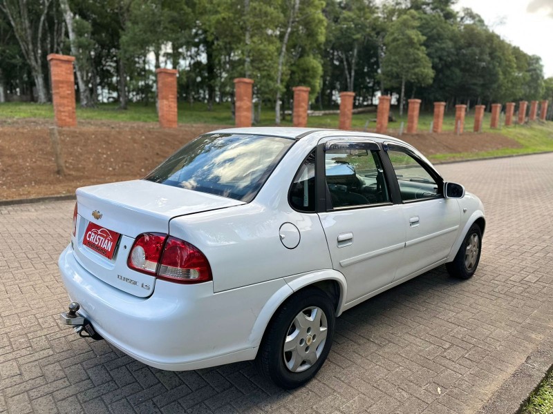 CORSA 1.0 MPFI CLASSIC SEDAN LIFE 8V FLEX 4P MANUAL - 2013 - CAXIAS DO SUL