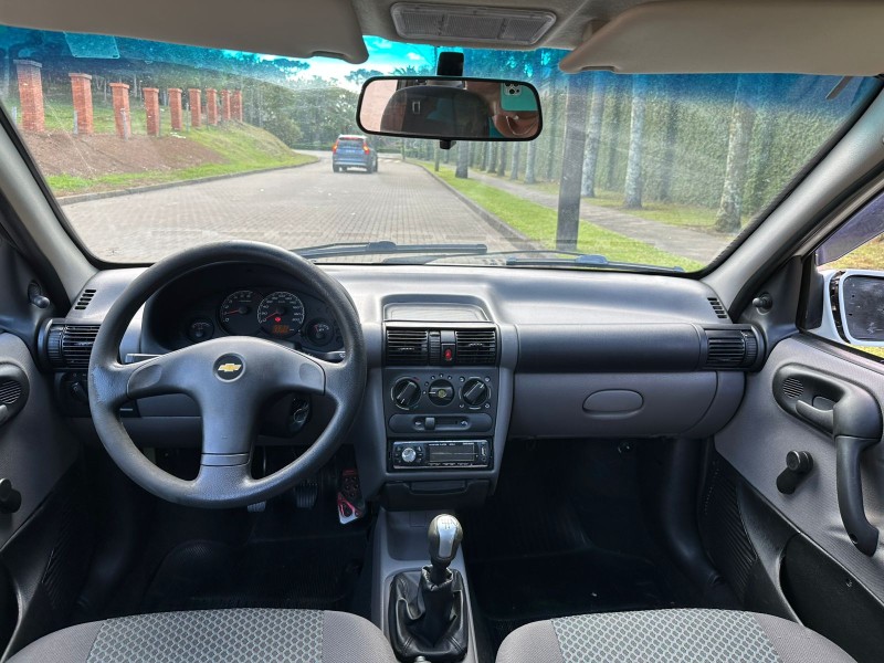 CORSA 1.0 MPFI CLASSIC SEDAN LIFE 8V FLEX 4P MANUAL - 2013 - CAXIAS DO SUL