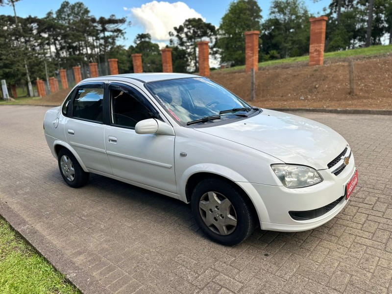 CORSA 1.0 MPFI CLASSIC SEDAN LIFE 8V FLEX 4P MANUAL - 2013 - CAXIAS DO SUL