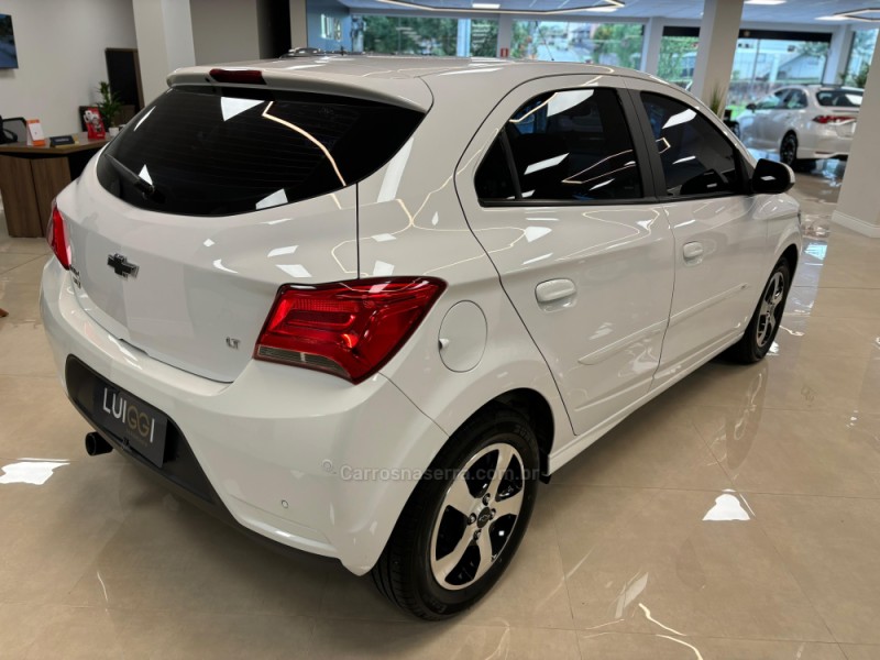 ONIX 1.4 MPFI LT 8V FLEX 4P MANUAL - 2019 - CARLOS BARBOSA