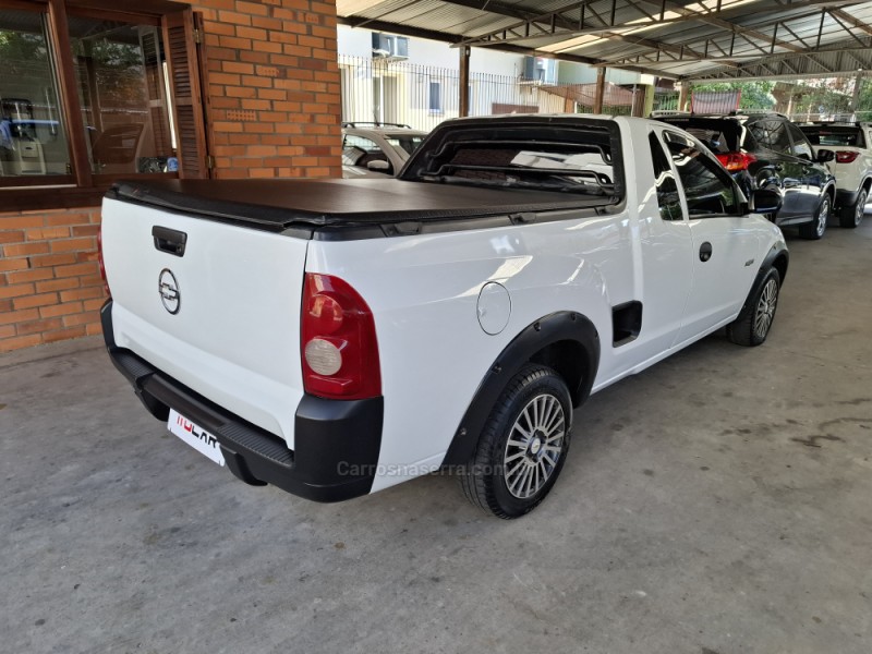 MONTANA 1.8 MPFI CONQUEST CS 8V FLEX 2P MANUAL - 2006 - GARIBALDI