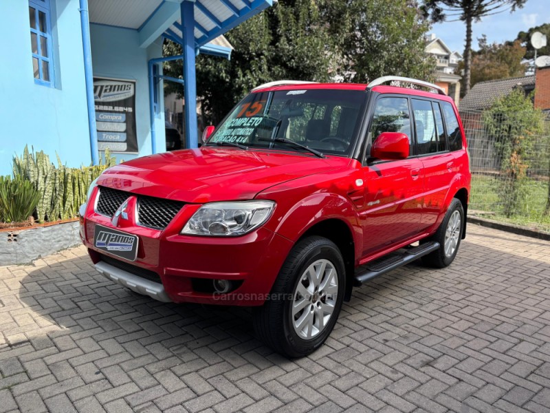 PAJERO TR4 2.0 4X4 16V 140CV FLEX 4P AUTOMÁTICO - 2015 - CANELA