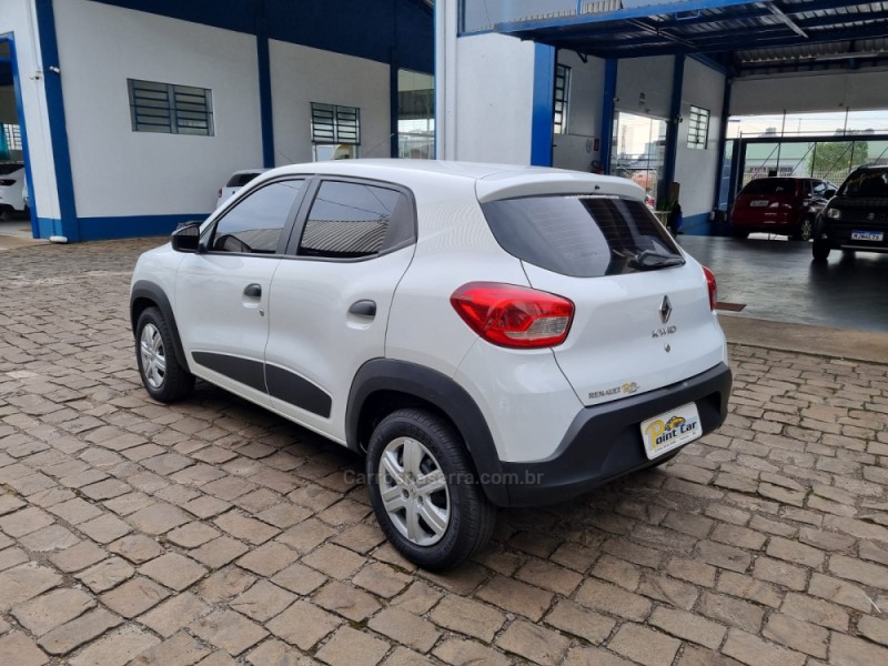 KWID 1.0 12V SCE FLEX ZEN MANUAL - 2021 - VACARIA