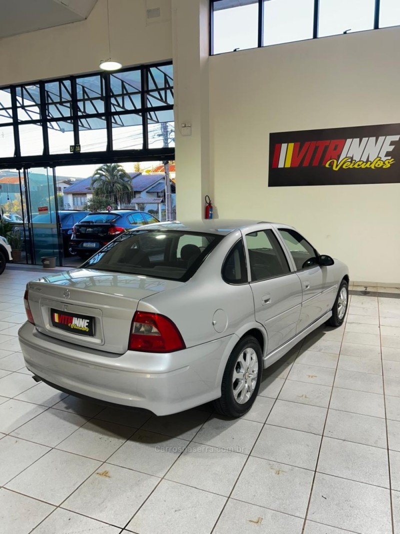VECTRA 2.2 MPFI GLS 8V GASOLINA 4P MANUAL - 2001 - CAXIAS DO SUL